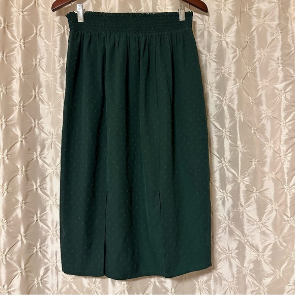 Universal Standard Forest Green Blair Swiss Dot Chiffon Skirt - Picture 6 of 13